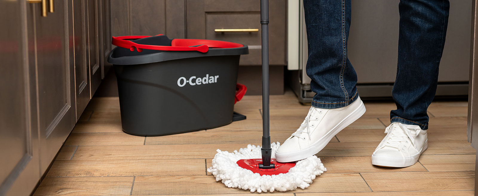 How Do You Use a Spin Mop: Ultimate Guide for Effortless Cleaning